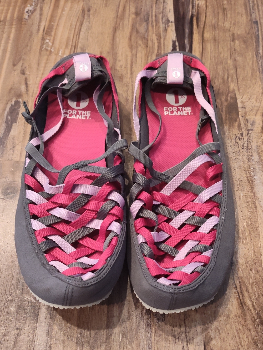 NWOT Patagonia Pink, Gray Shoe, Sz 11